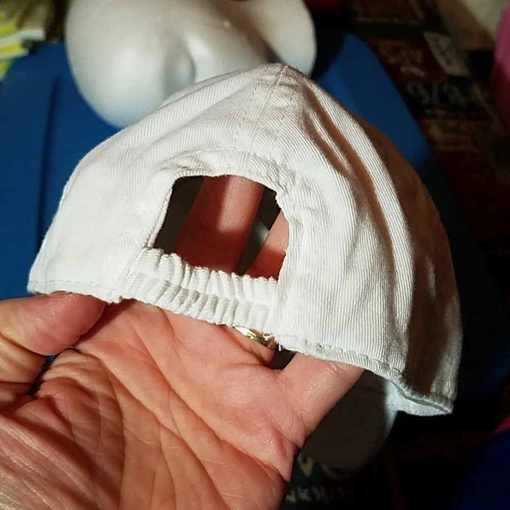 Old Navy Cap 6-12 months Pink New